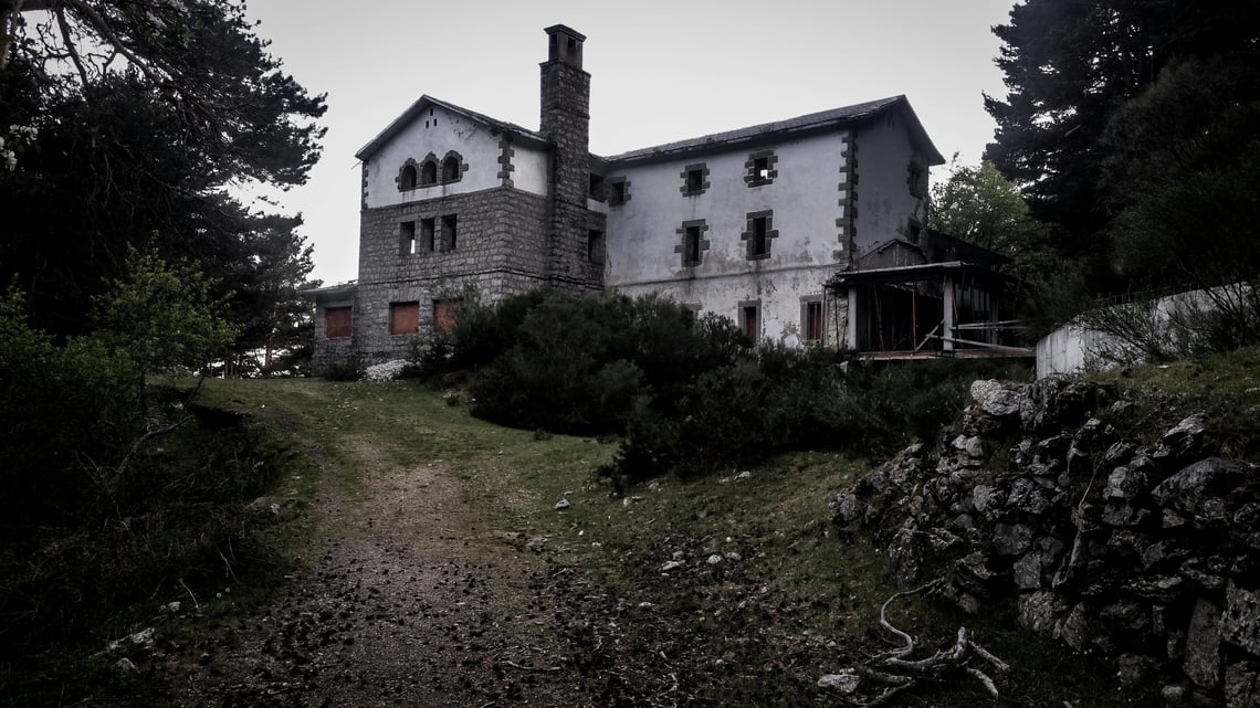 Are_Sellers_Required_to_Disclose_Haunted_Property_